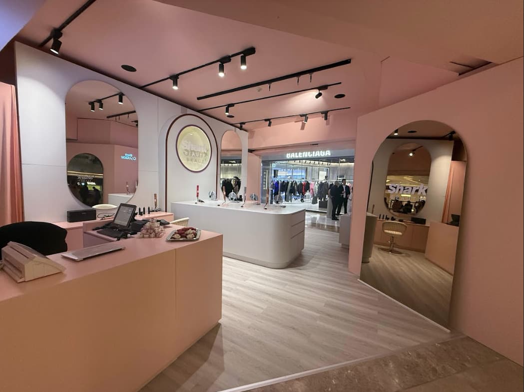 Shark Beauty Palacio de Hierro